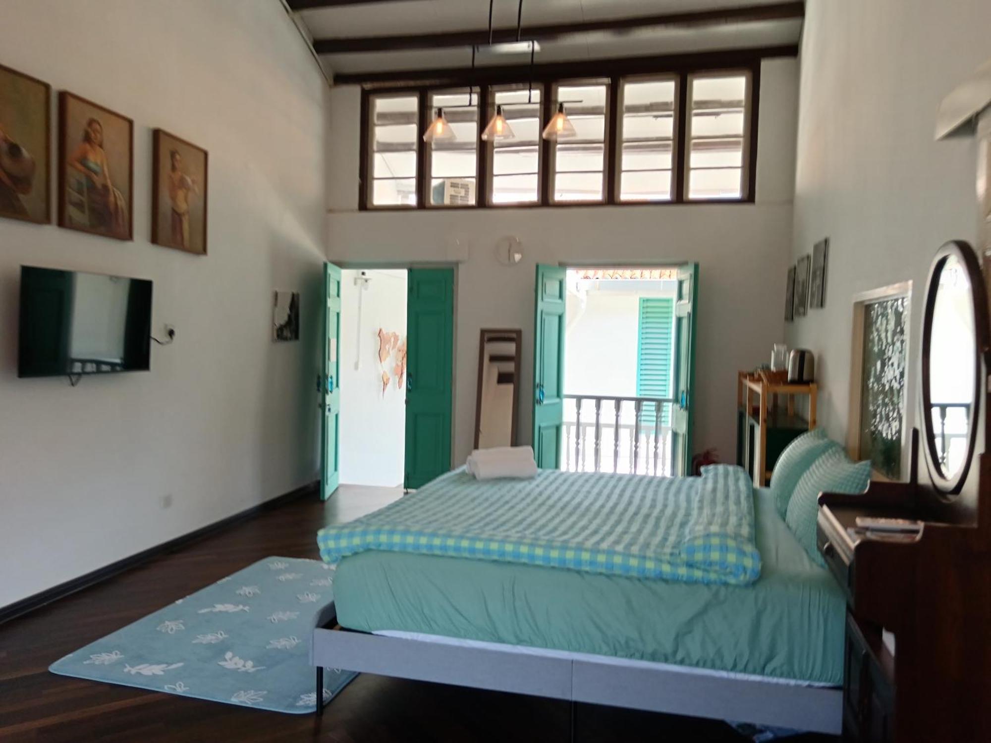 The Georgetown Green Gates Luaran gambar